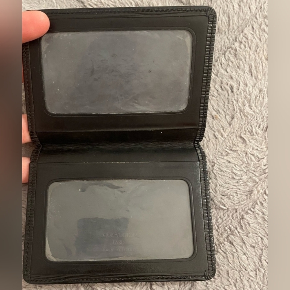 Louis Vuitton Epi Leather Black Card Holder  EUC - Picture 2 of 11
